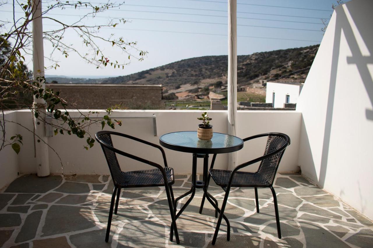 Agnadema Luxury Residences Schoinoussa Exterior photo